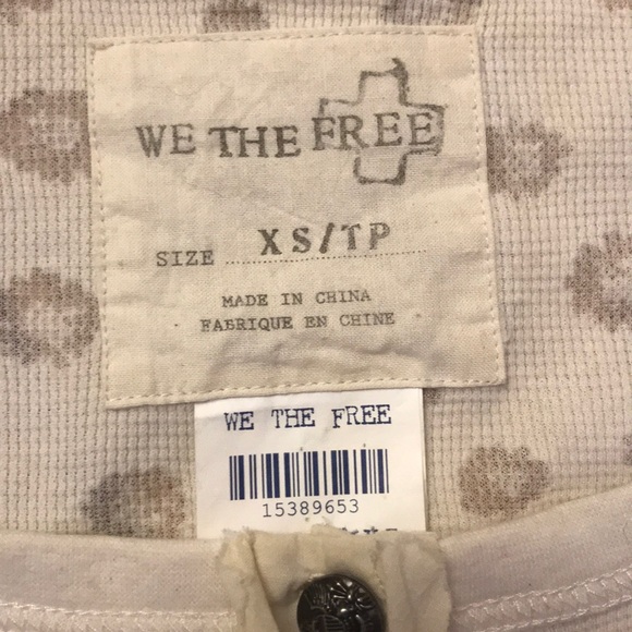 Free People XS Sweater Top with unique stitching - Picture 5 of 6